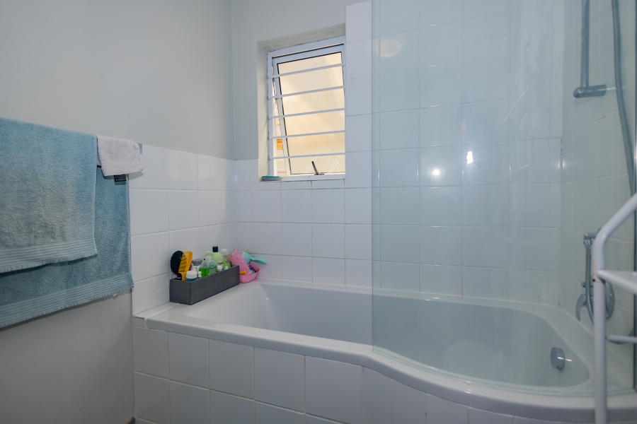 2 Bedroom Property for Sale in Rivergate Western Cape